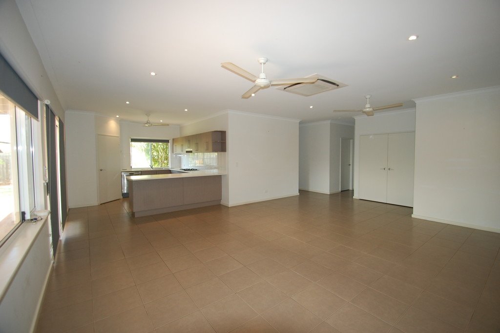 80 Sandpiper Avenue DJUGUN 4