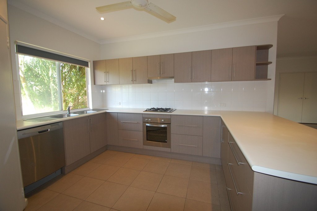 80 Sandpiper Avenue DJUGUN 7