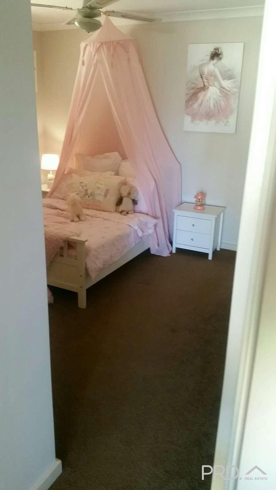 80 Summer Drive BURONGA 4