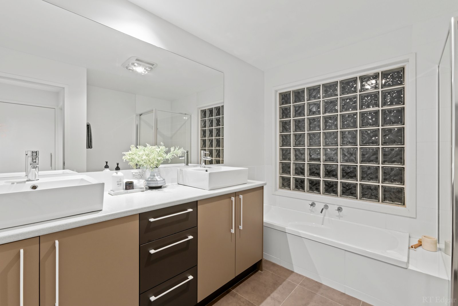 Real Estate and Property in 80 Sunset Strip, Ocean Grove, VIC