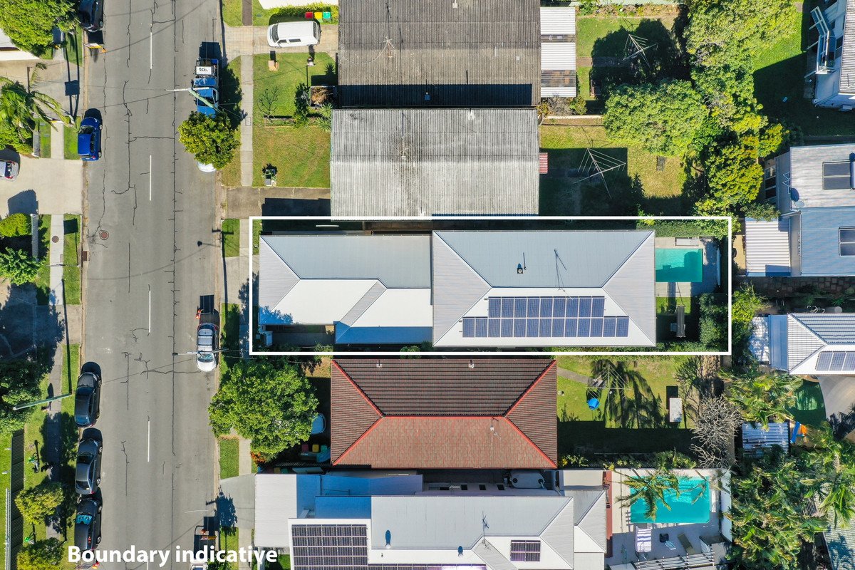 80 Sunshine Parade MIAMI 27