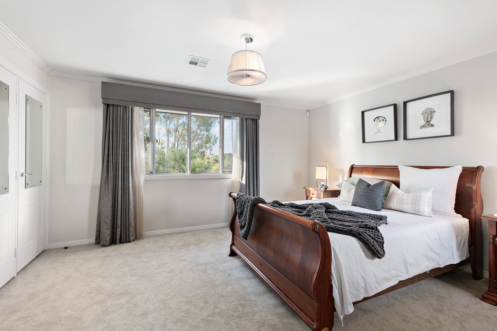 Real Estate and Property in 80 Templestowe Road, Bulleen, VIC