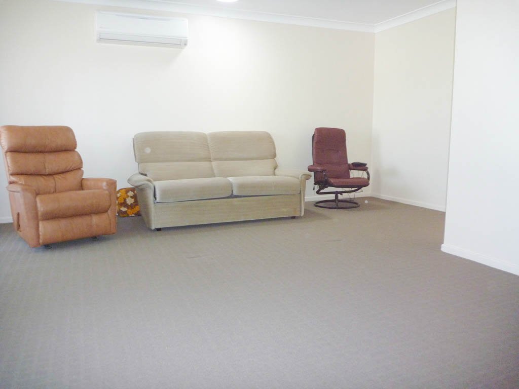 80 Undurra Drive GLENFIELD PARK 4