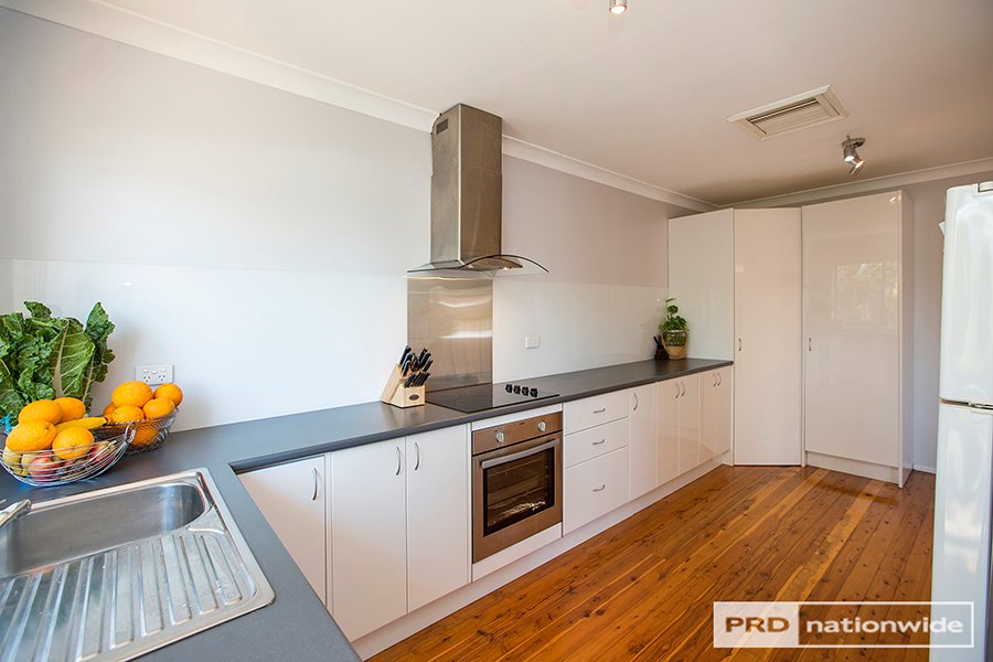80 Wilburtree Street TAMWORTH 3