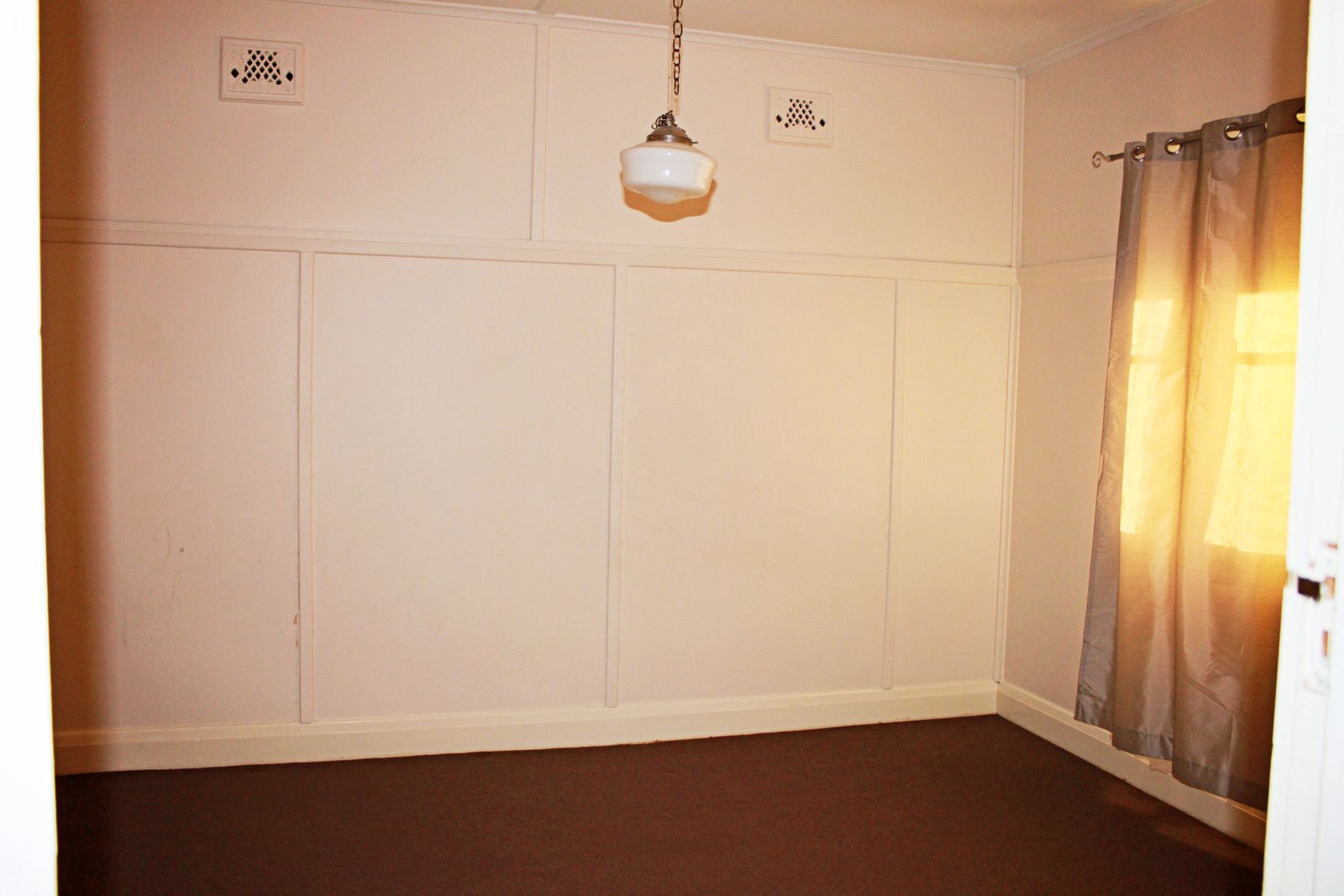 80 Winton Street TUMBARUMBA 6