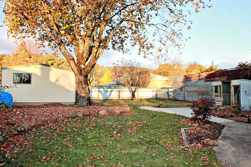 80 Winton Street TUMBARUMBA 10