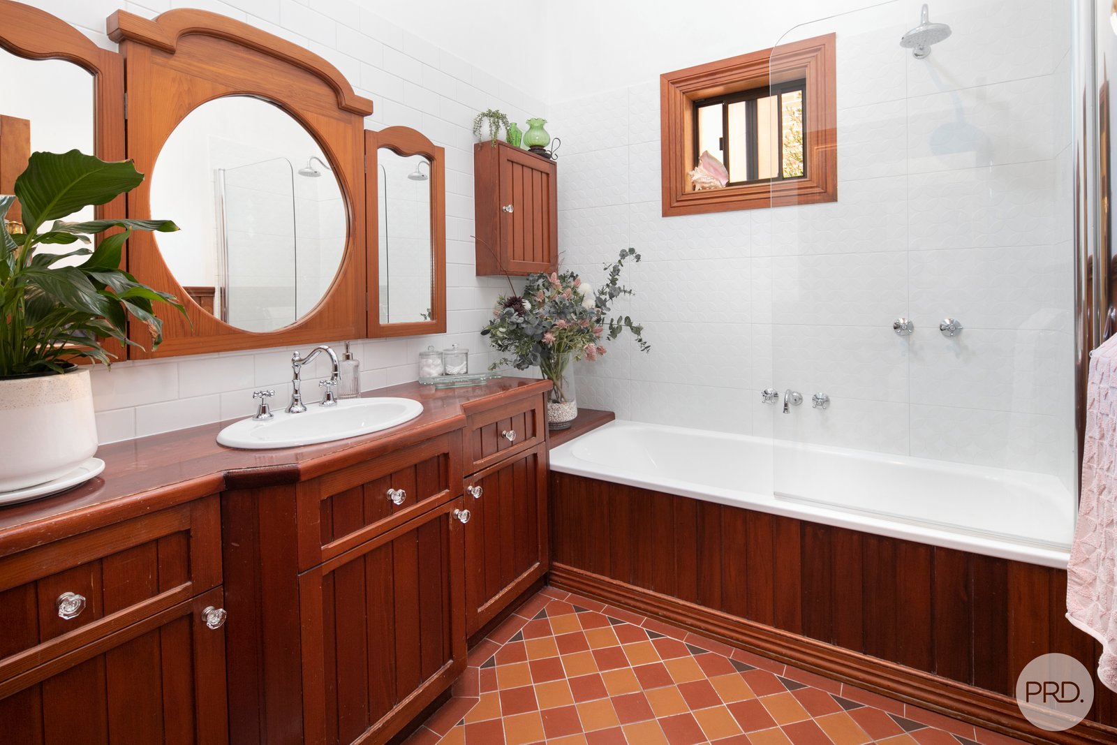 801 & 803 Doveton Street North SOLDIERS HILL 6