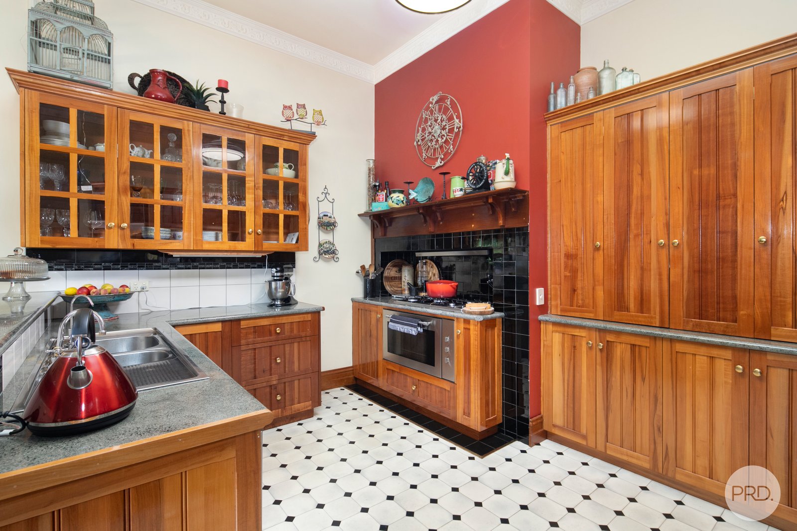 801 & 803 Doveton Street North SOLDIERS HILL 9