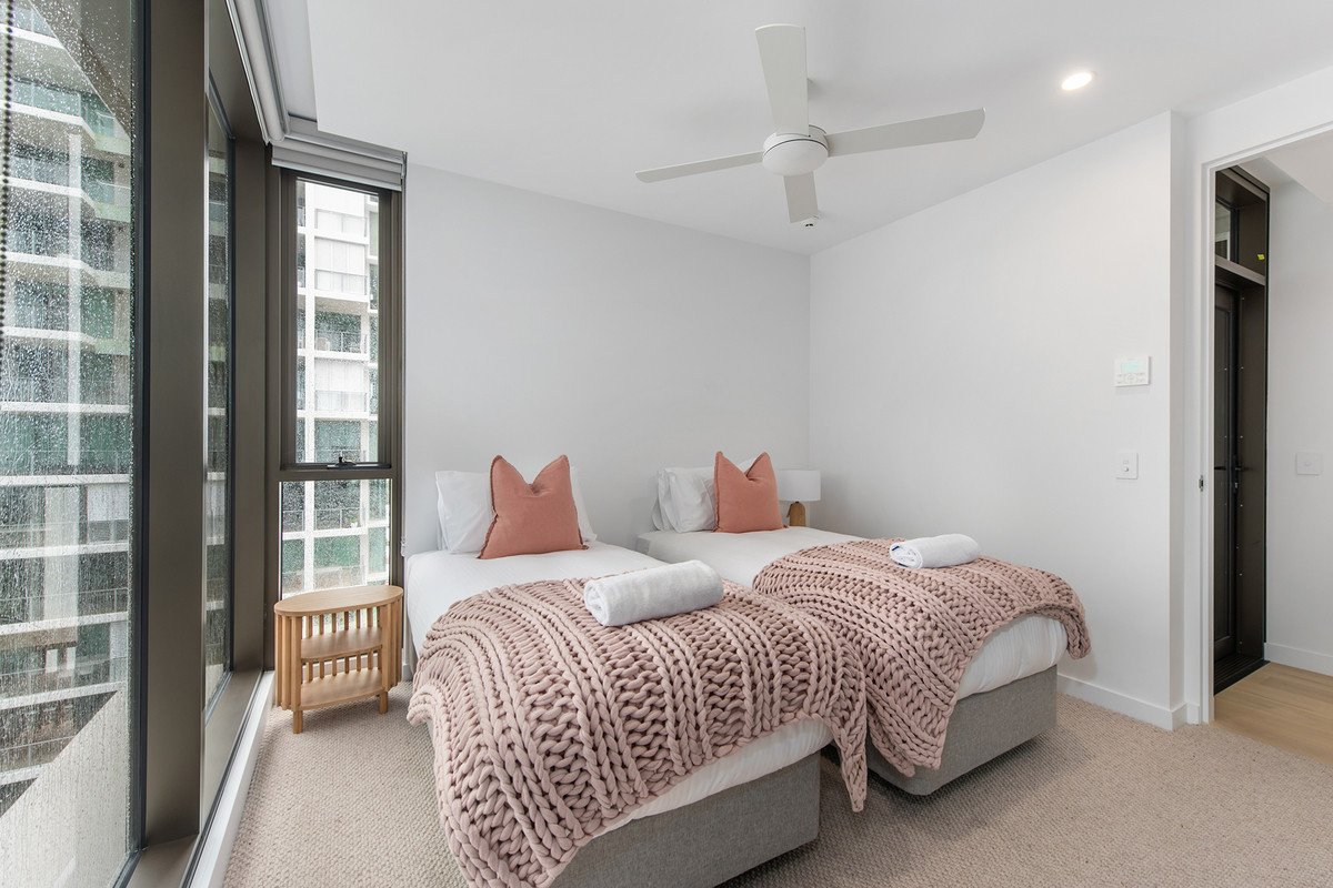 801/112 The Esplanade Burleigh Heads 15