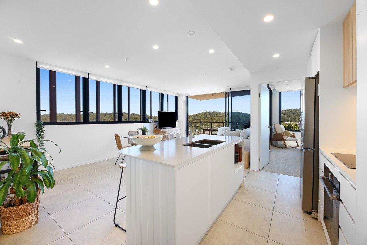 801/14 Twenty Eighth Avenue Palm Beach 5