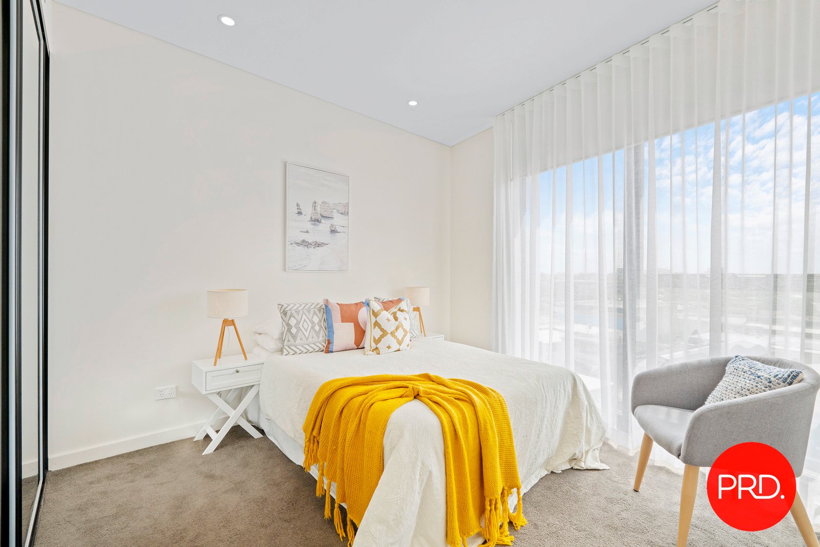 801/15 Garrigarrang Avenue KOGARAH 5
