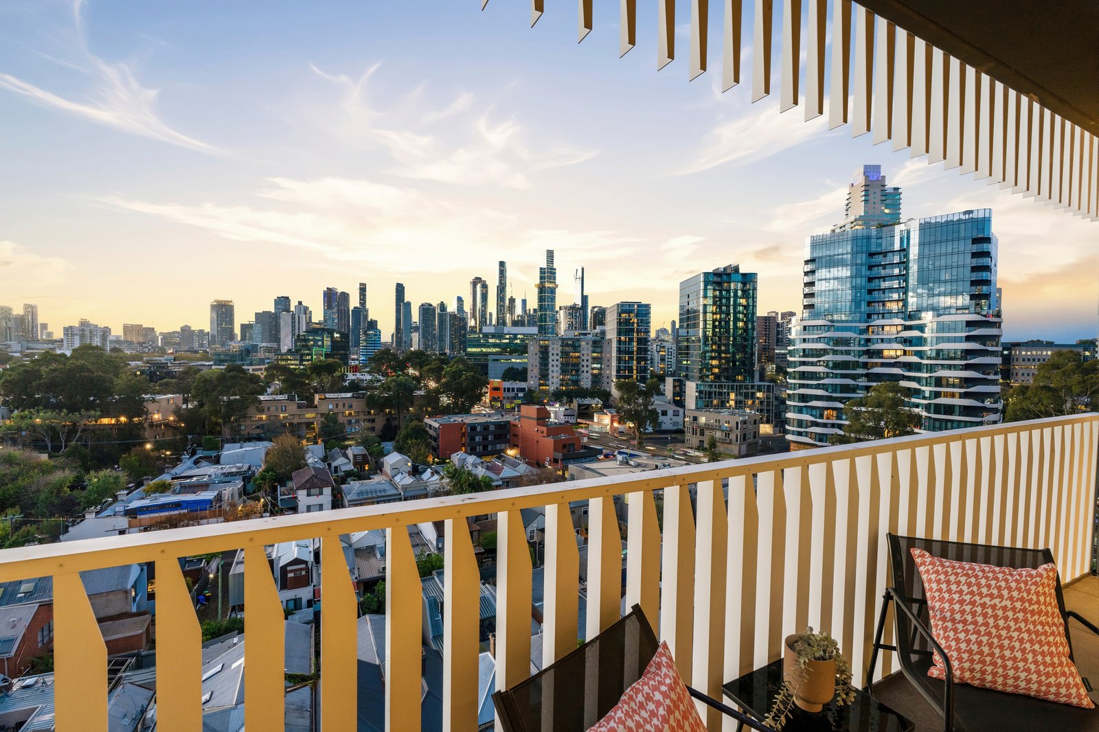 Gallery: 801/75 Palmerston Crescent