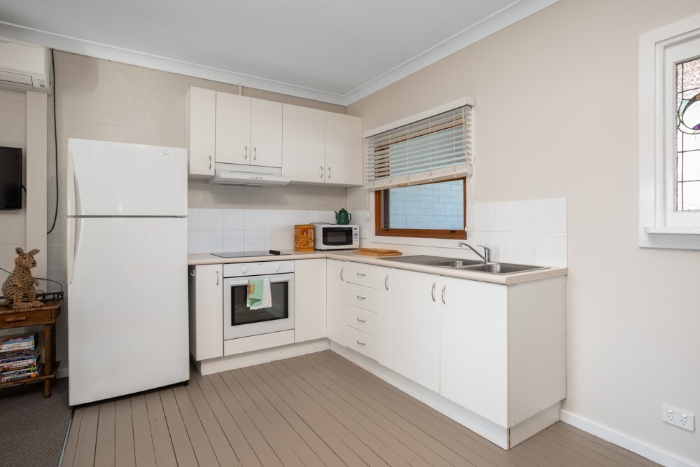 802 Gresford Road VACY 11