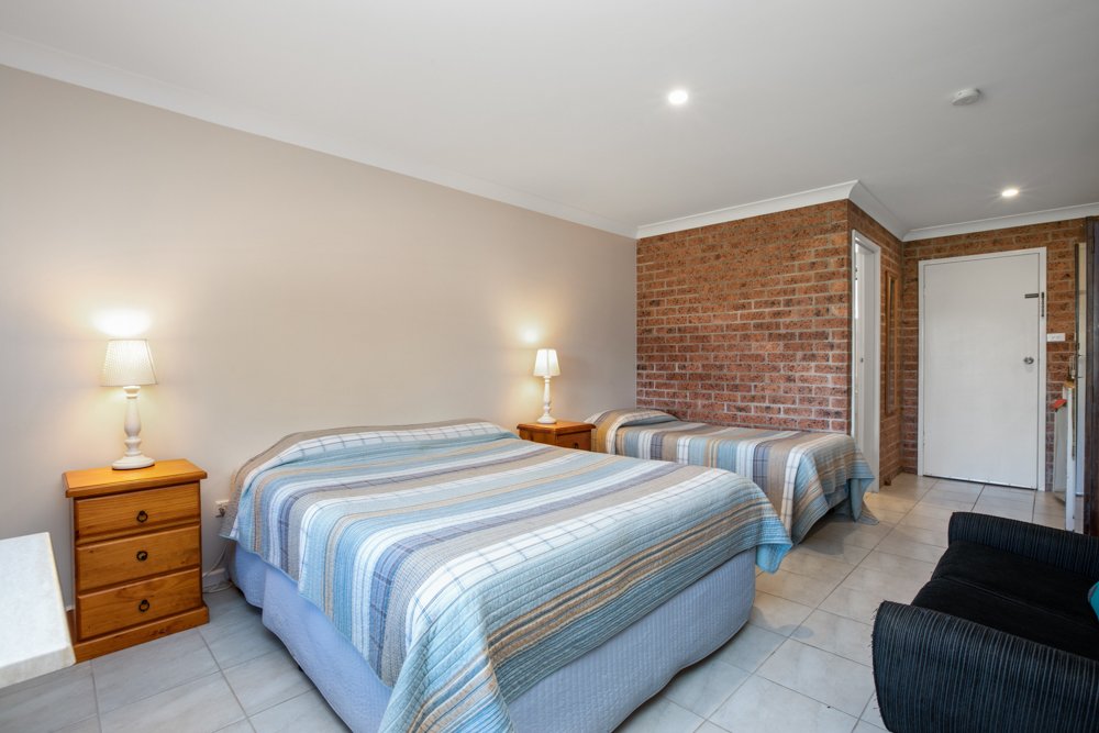 802 Gresford Road VACY 28