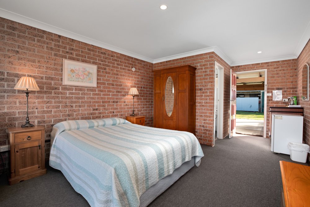 802 Gresford Road VACY 30