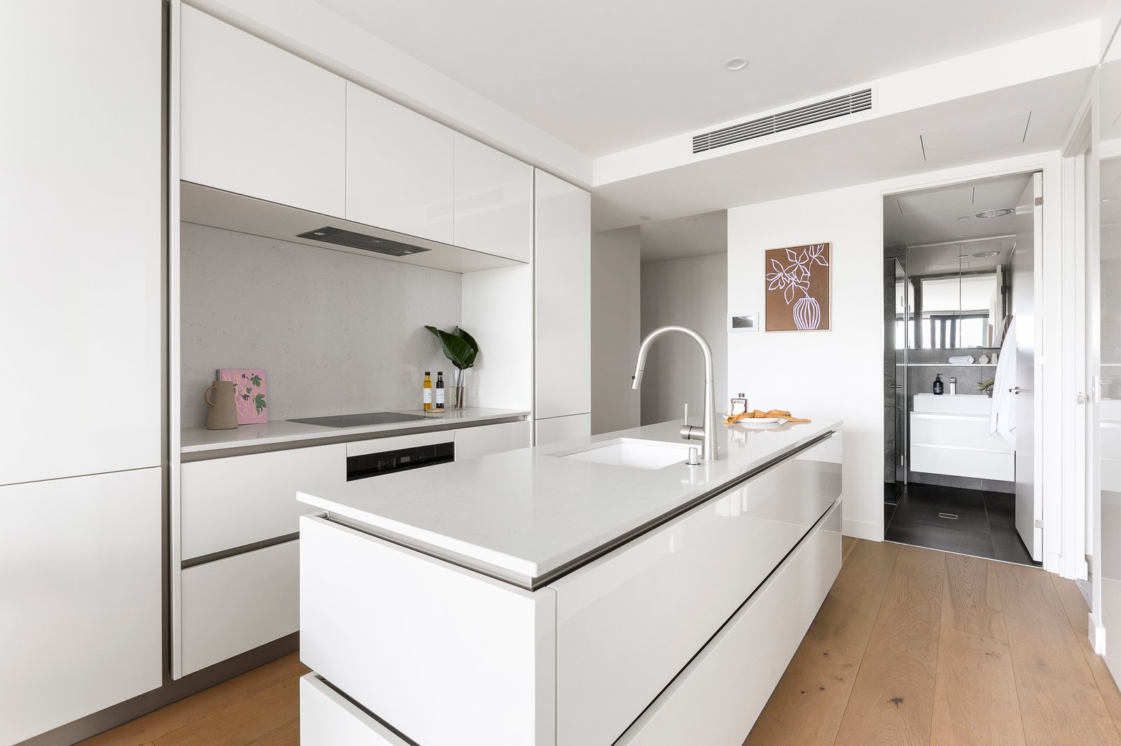 802/10 Lilydale Grove, Hawthorn East, 3123