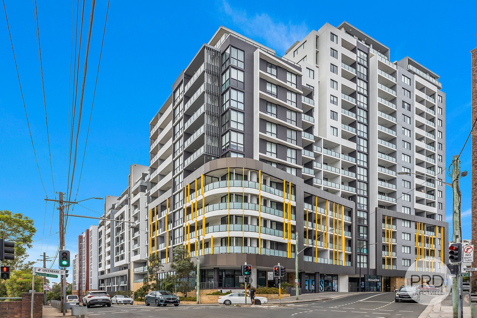 802/12-14 Woniora Road HURSTVILLE 1