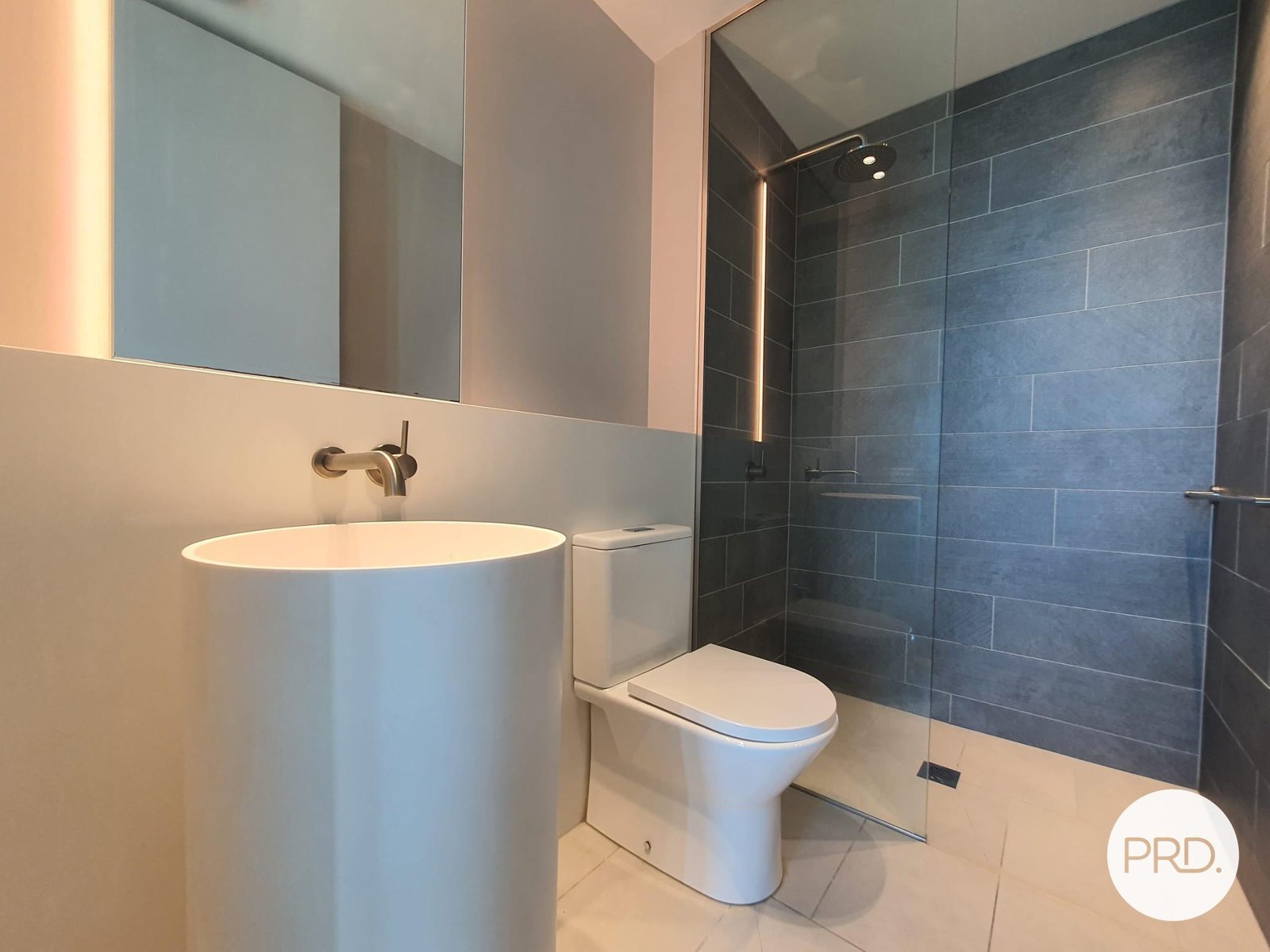 802/161 Emu Bank  BELCONNEN 12