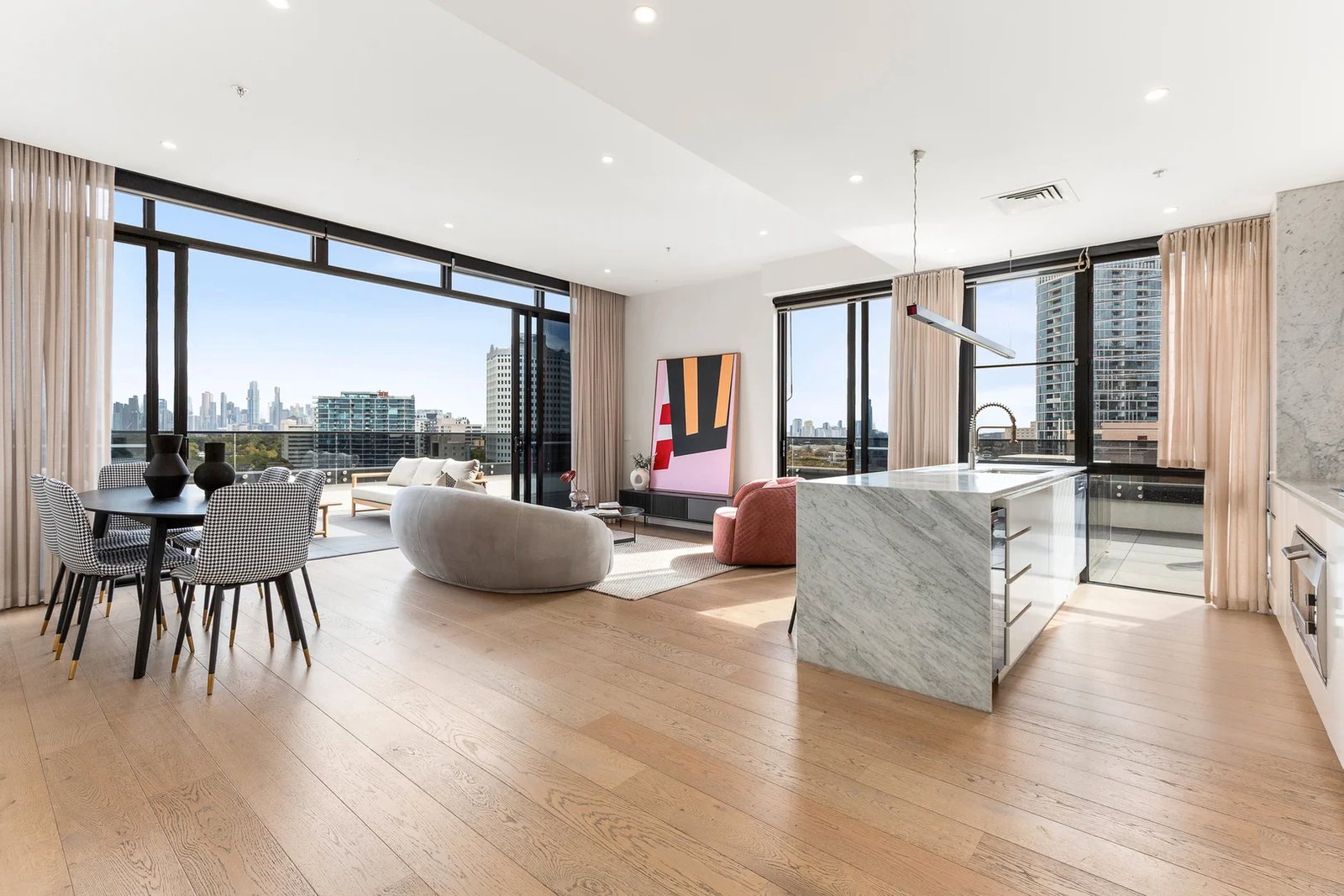 Gallery: 802/181 Fitzroy Street