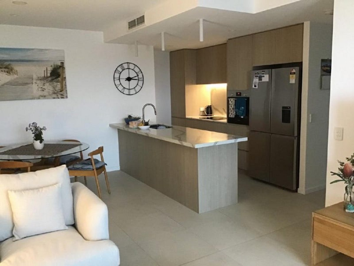 802/3 Twenty-Third Avenue PALM BEACH 3