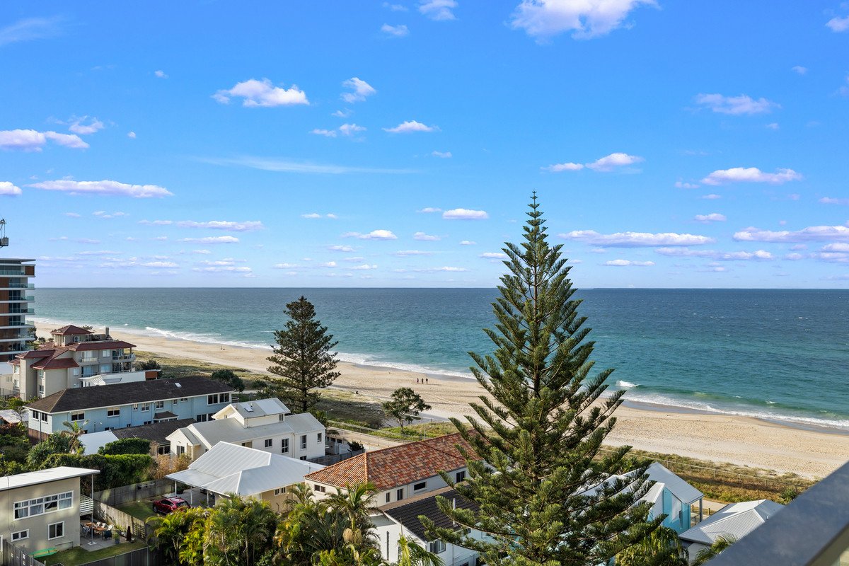 802/3 Twenty-Third Avenue PALM BEACH 13