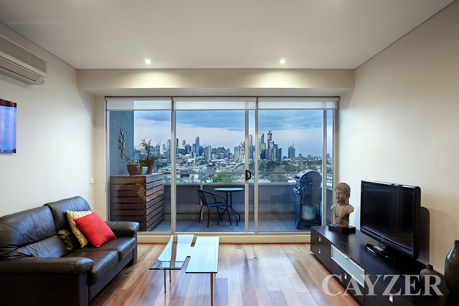 Gallery: 802G/93 Dow Street