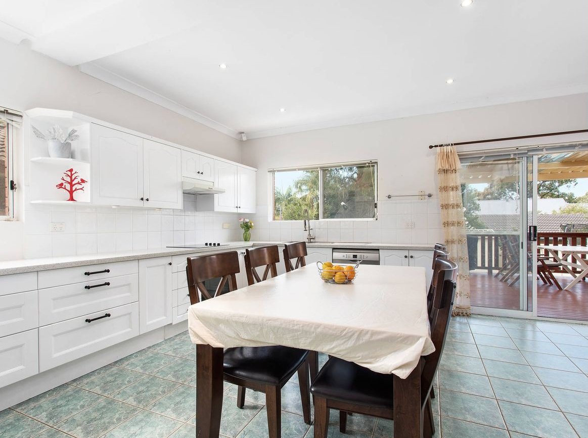 803 Forest Road PEAKHURST 3