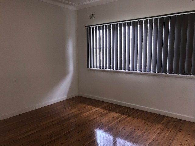 803 Henry Lawson Drive PICNIC POINT 4