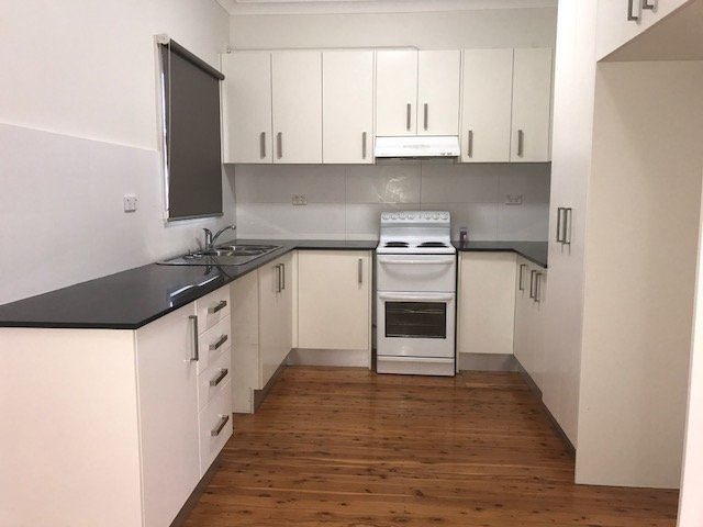 803 Henry Lawson Drive PICNIC POINT 8