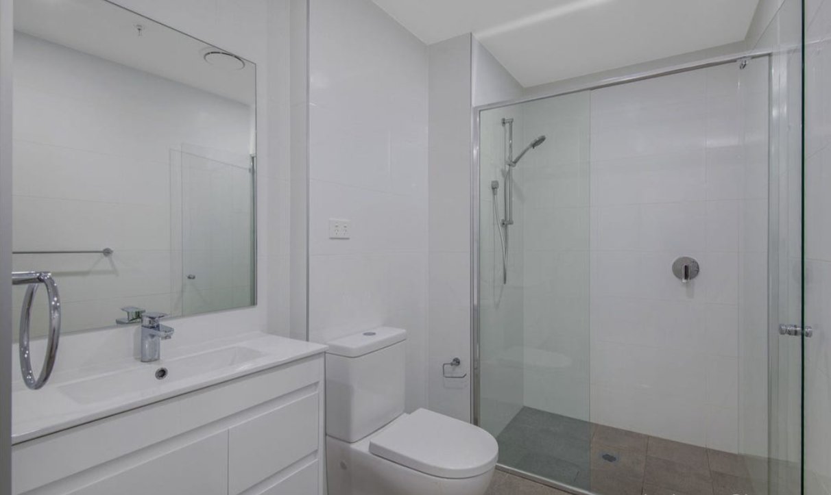 803/108 Station St  Wentworthville 4
