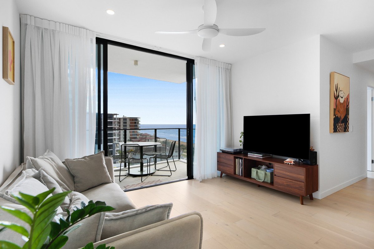 803/3 Twenty Third Avenue Palm Beach 6