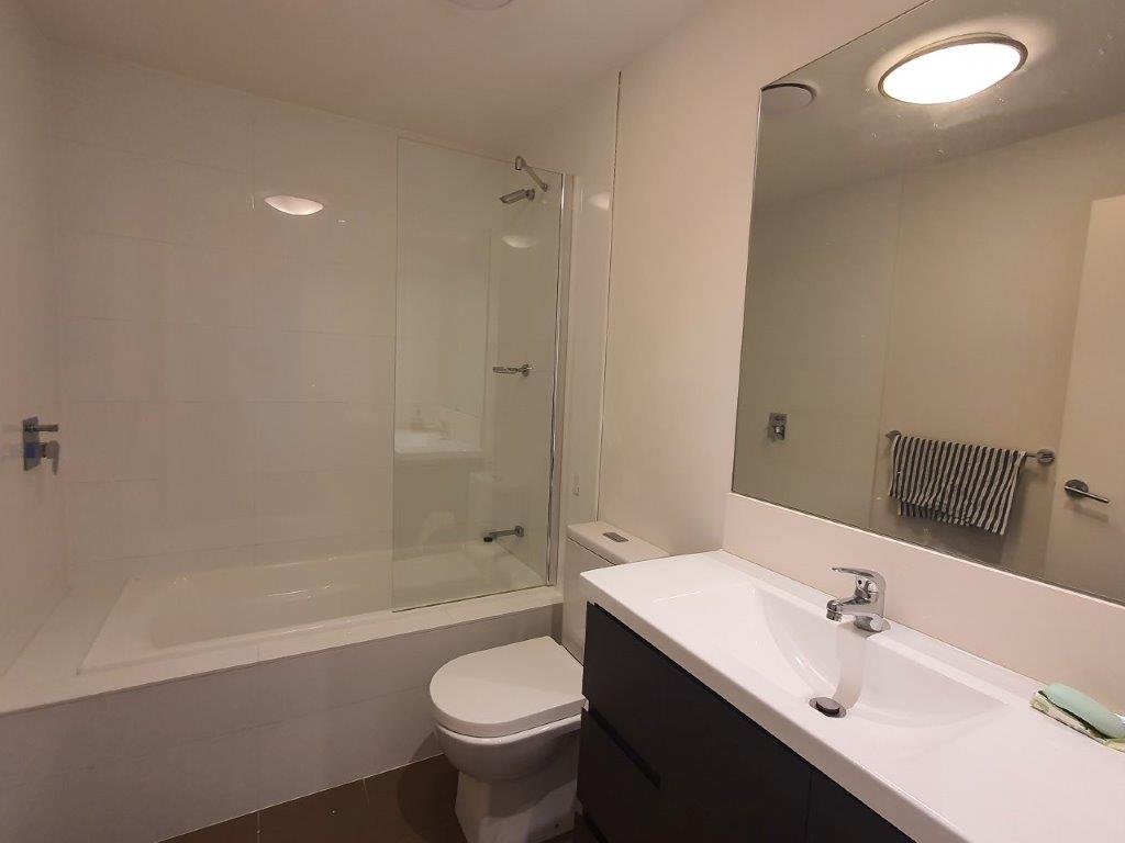 803/420 Macquarie Street LIVERPOOL 10