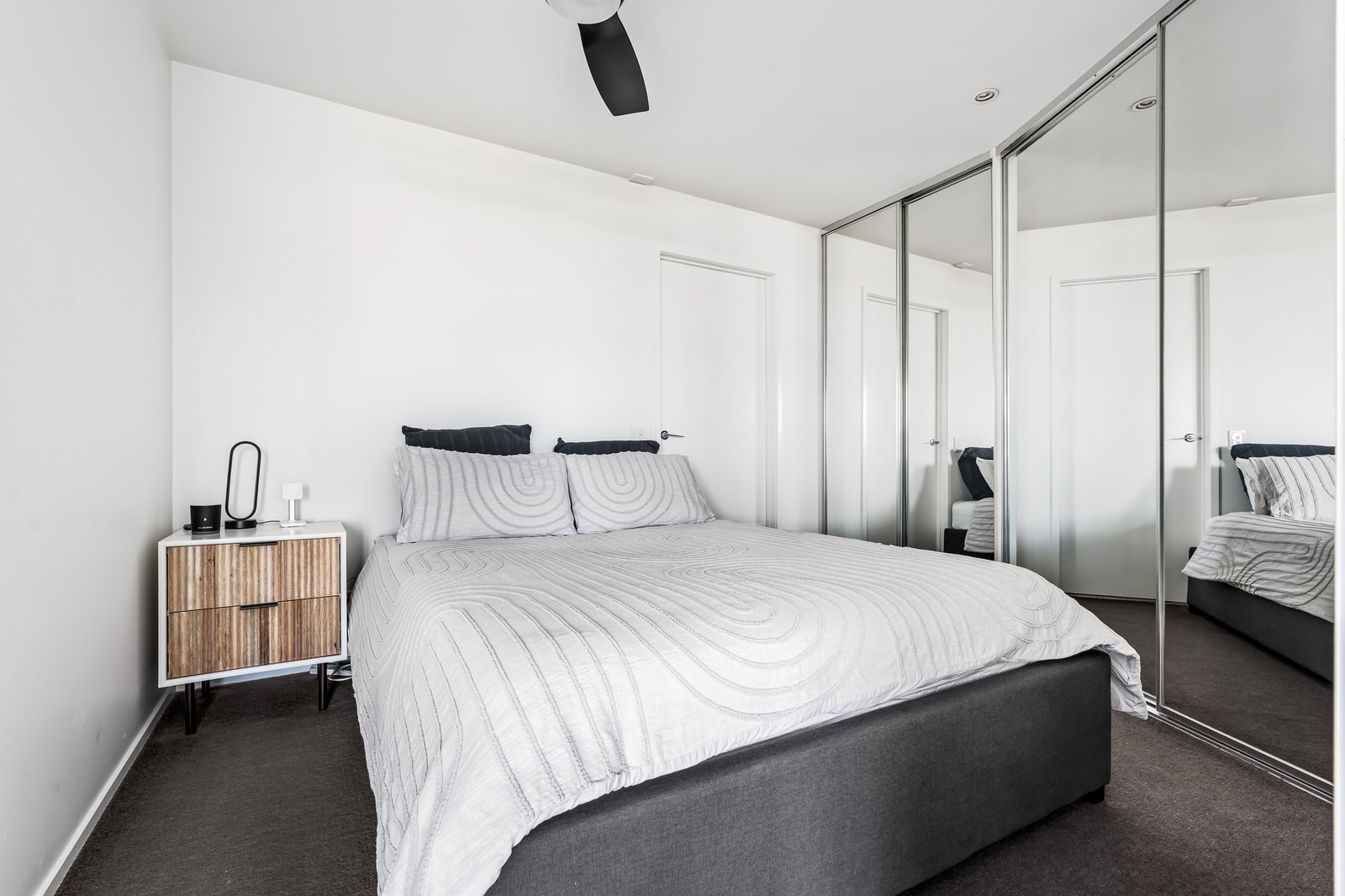 Real Estate and Property in 803/83 Queens Road, Melbourne, VIC