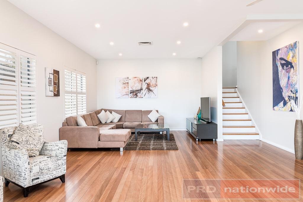 804 Henry Lawson Drive PICNIC POINT 5