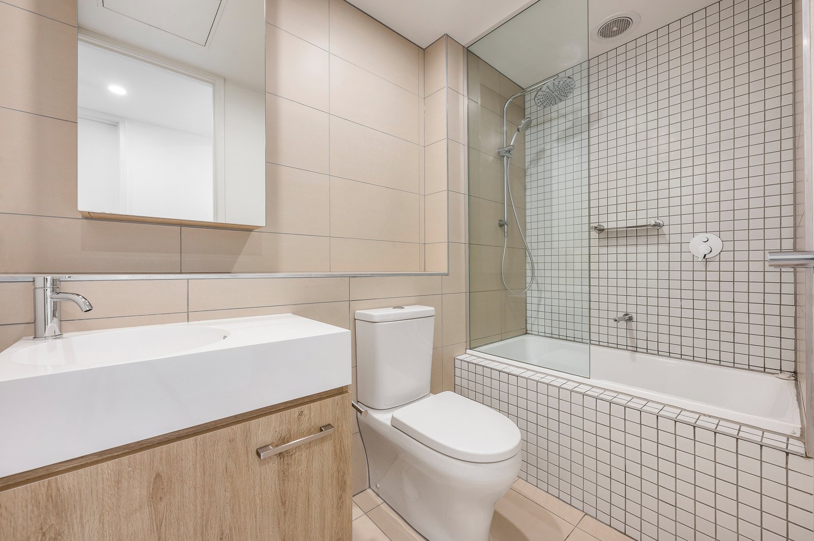 804/32 Lilydale Grove, Hawthorn East, 3123