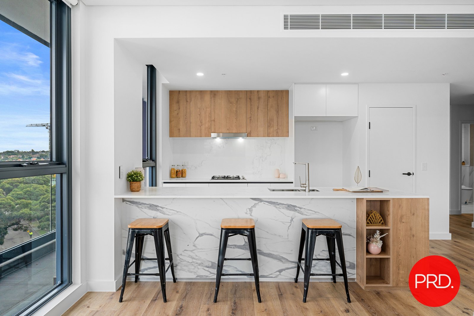 804/58 Regent Street KOGARAH 4