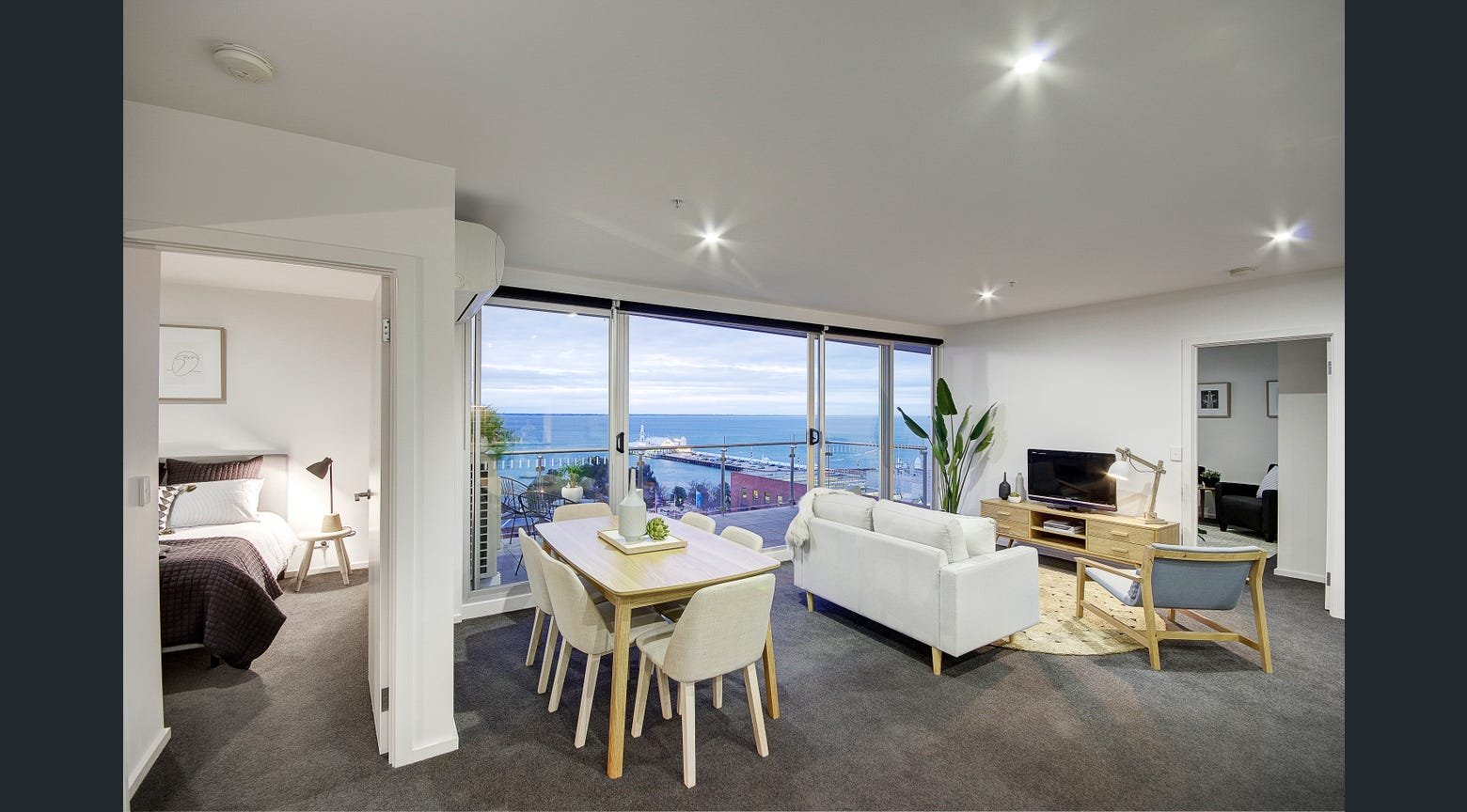 Gallery: 804/8 Gheringhap Street