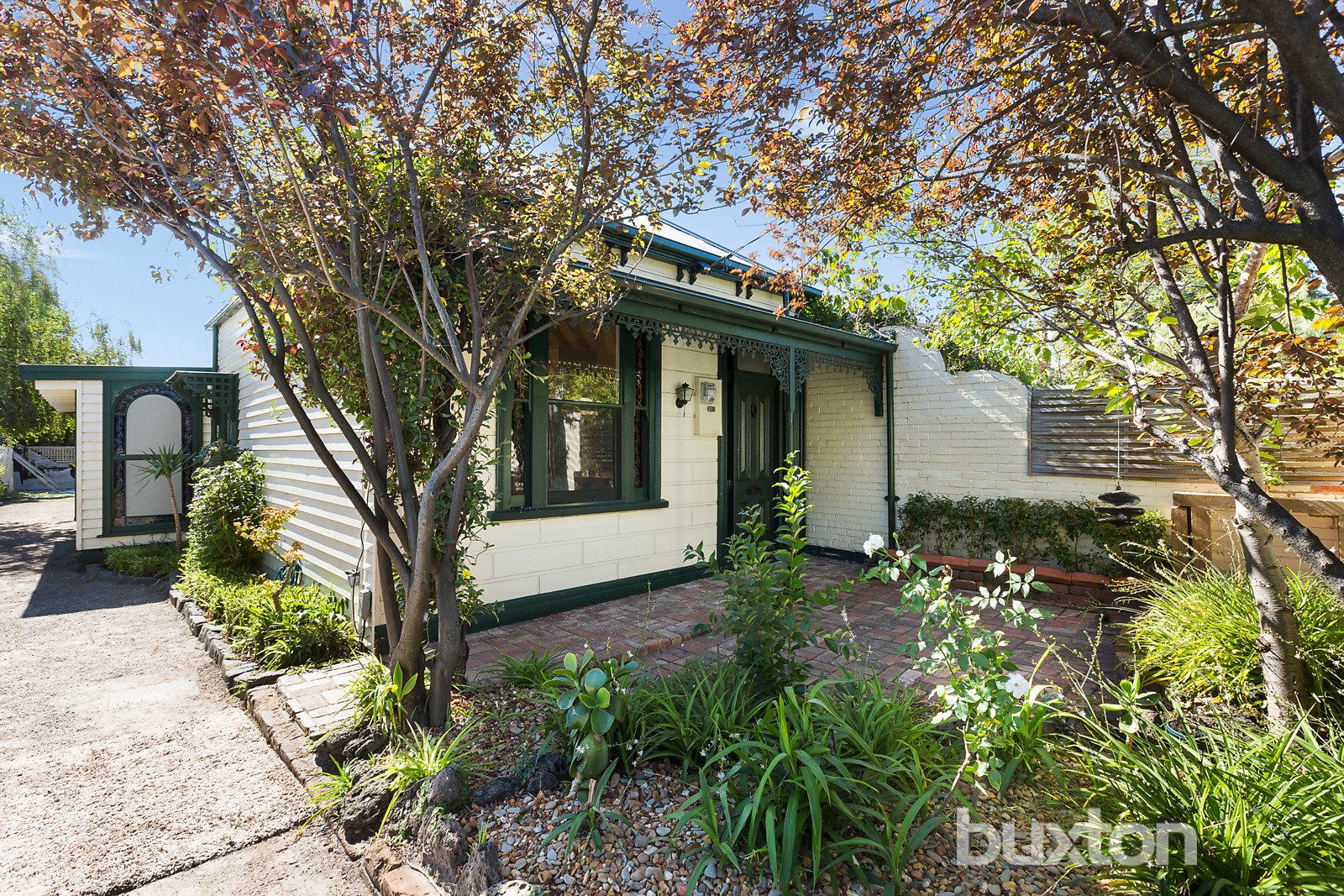 Gallery: 805 Hampton Street