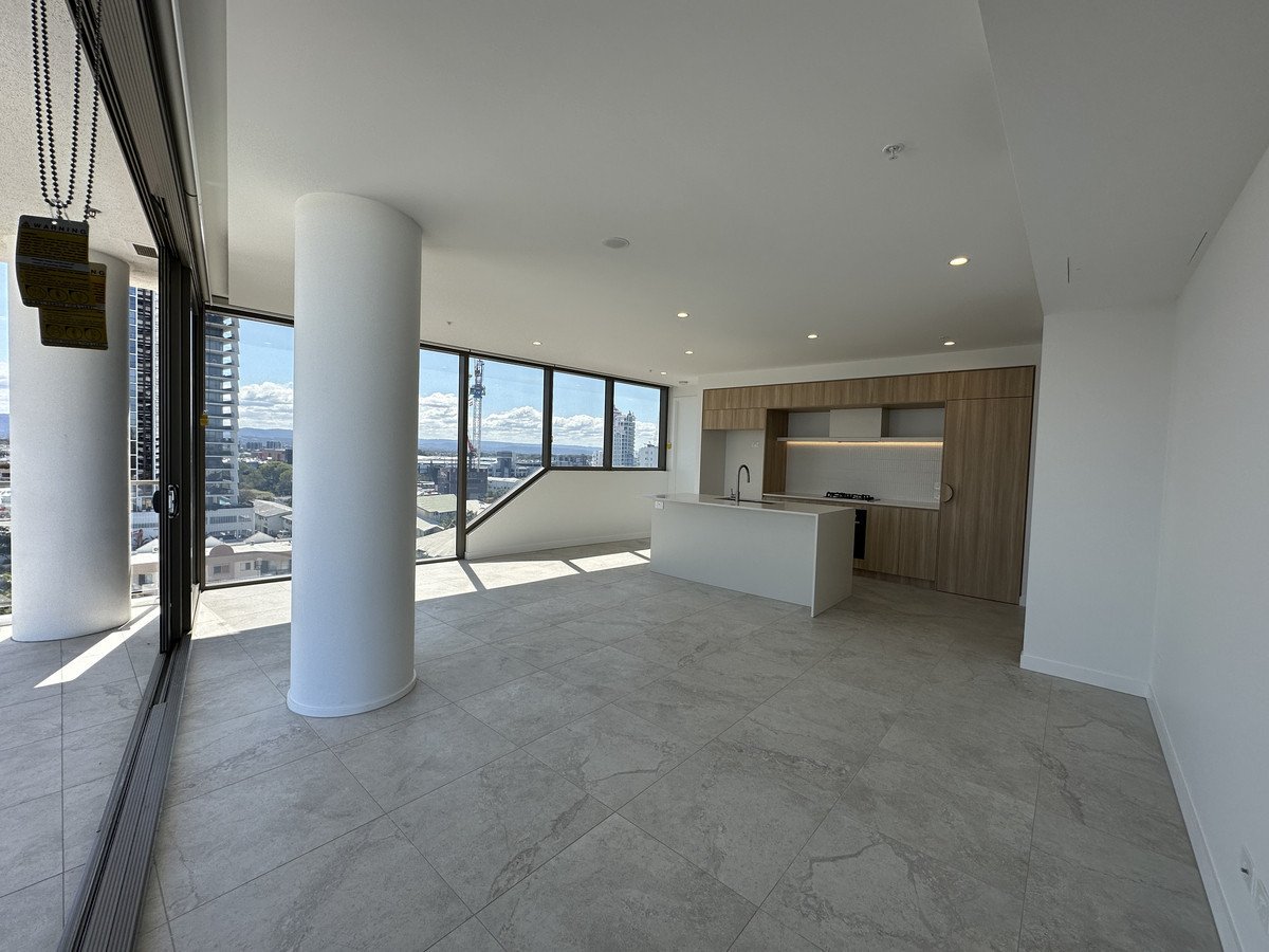 805/15 Peerless Avenue Mermaid Beach 3