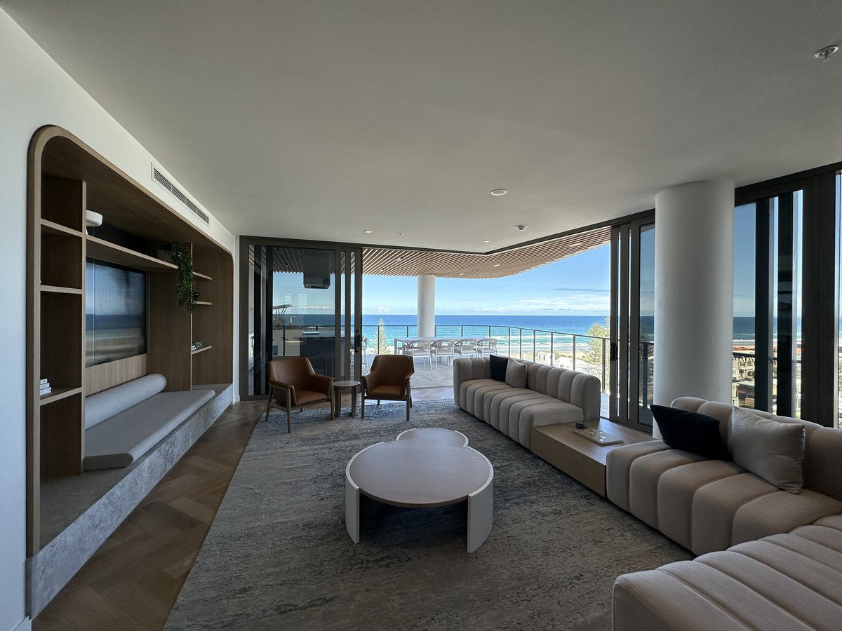 805/15 Peerless Avenue Mermaid Beach 12