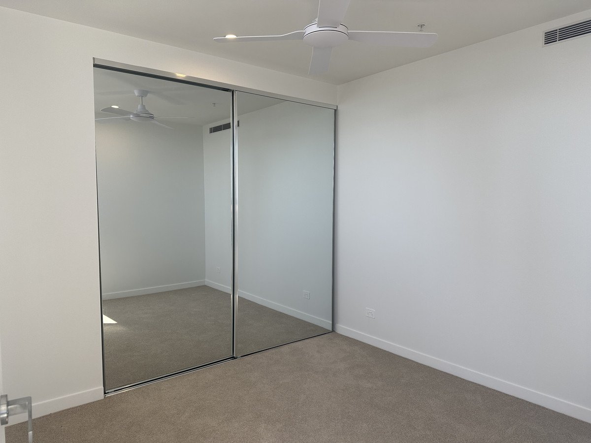 805/15 Peerless Avenue Mermaid Beach 2