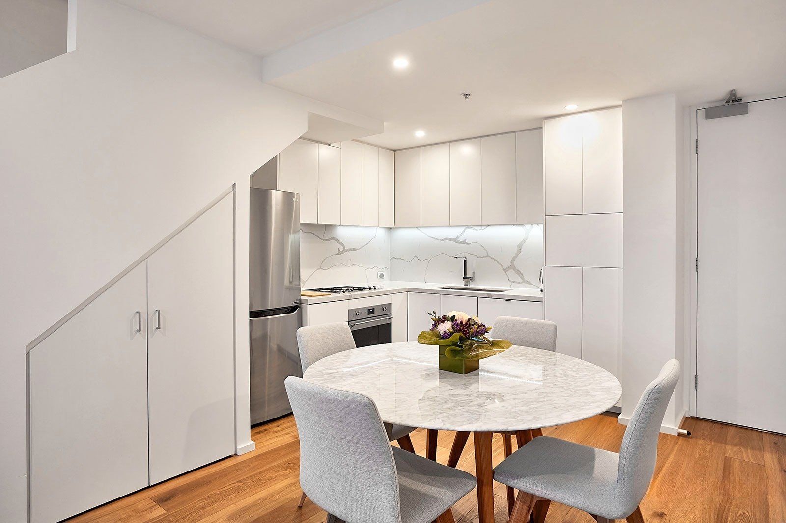 Gallery: 805/55 Bay Street