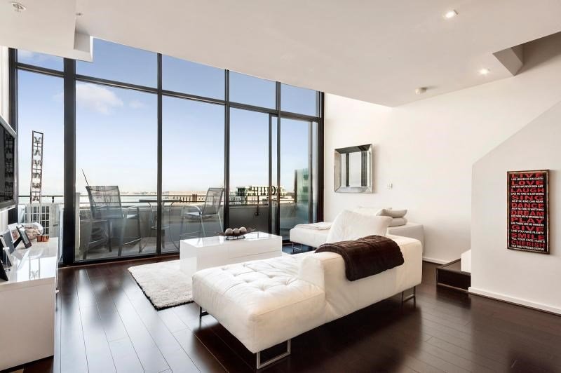 Gallery: 805/55 Bay Street