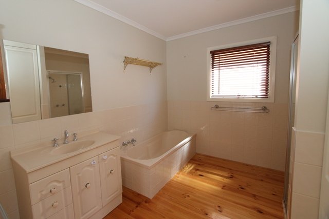 806 Urquhart Street BALLARAT CENTRAL 4