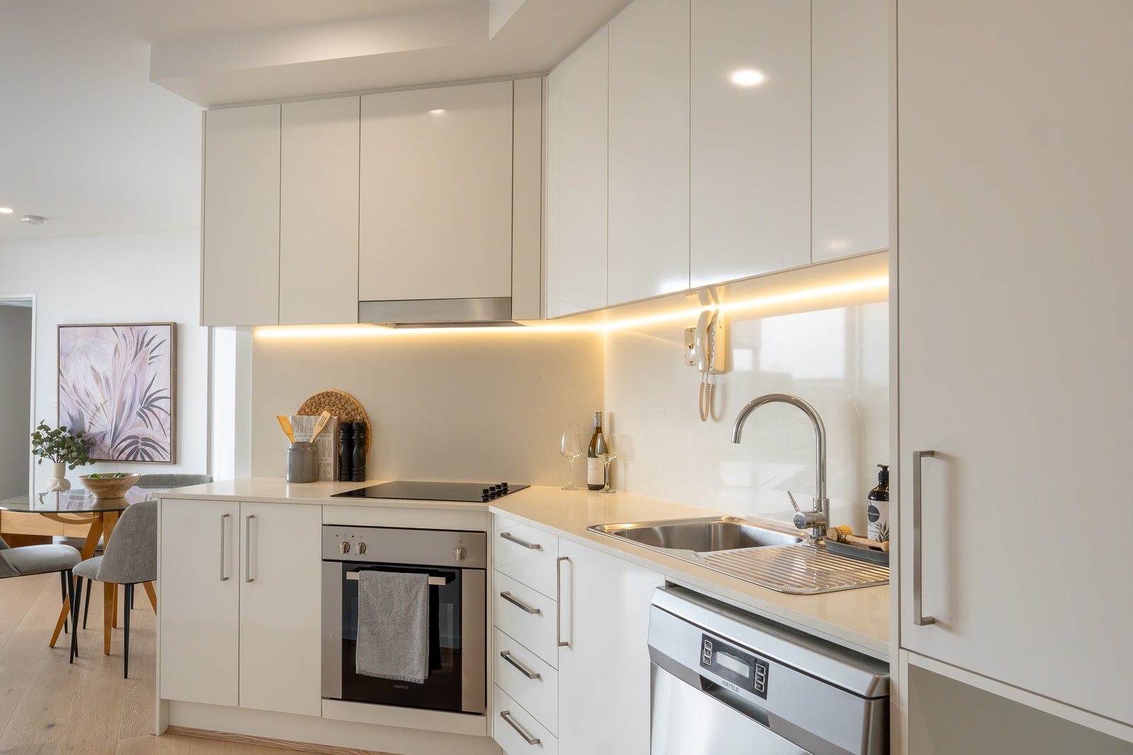 806/12 Bellevue St  Newcastle West 4