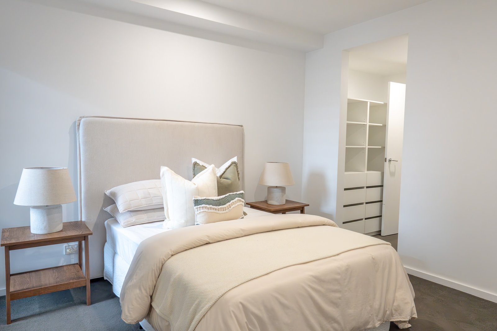 806/12 Bellevue St  Newcastle West 5