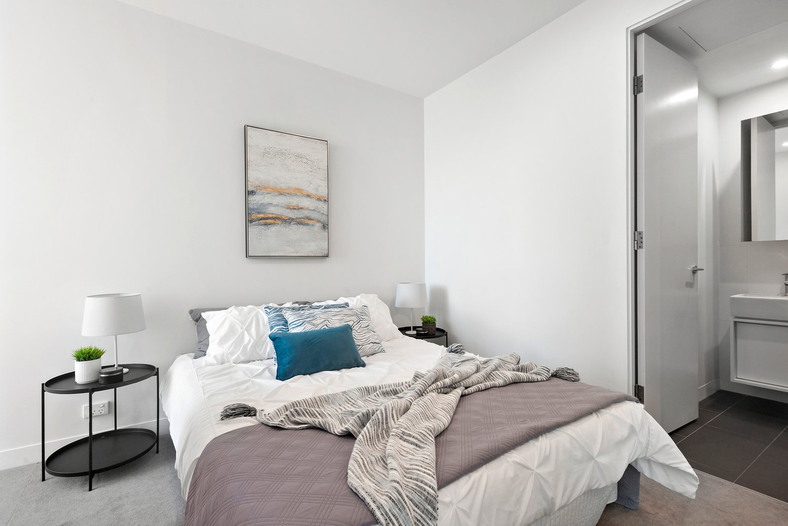 Real Estate and Property in 806/18 McCombie Street, Elsternwick, VIC