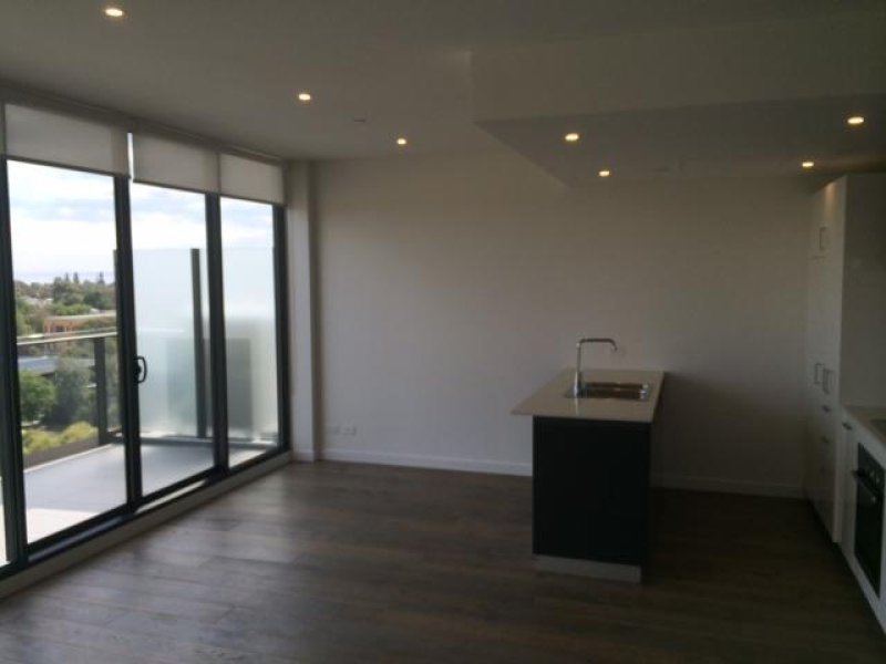 Gallery: 806/220-228 Bay Road