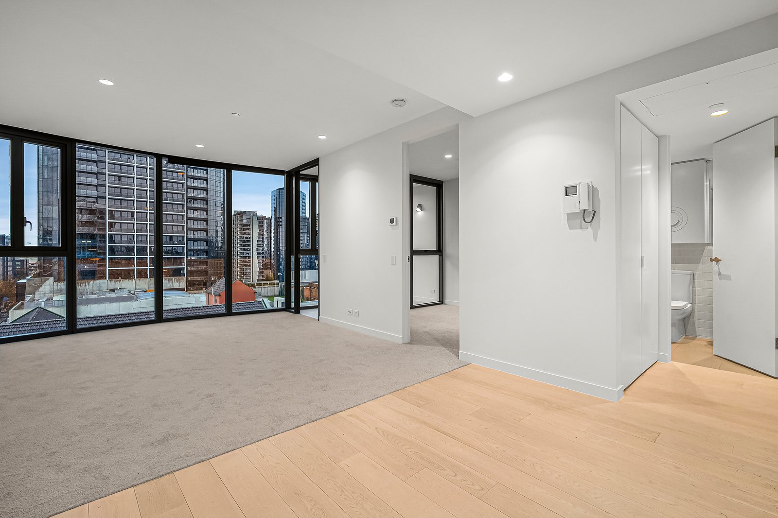 Real Estate and Property in 806/681 Chapel Street, South Yarra, VIC