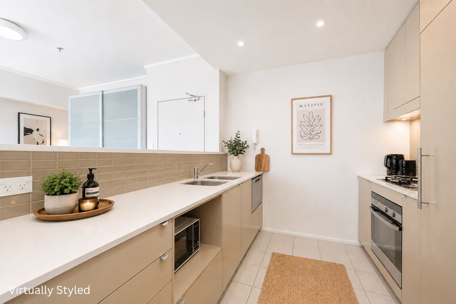 806/747 Anzac Parade MAROUBRA 6